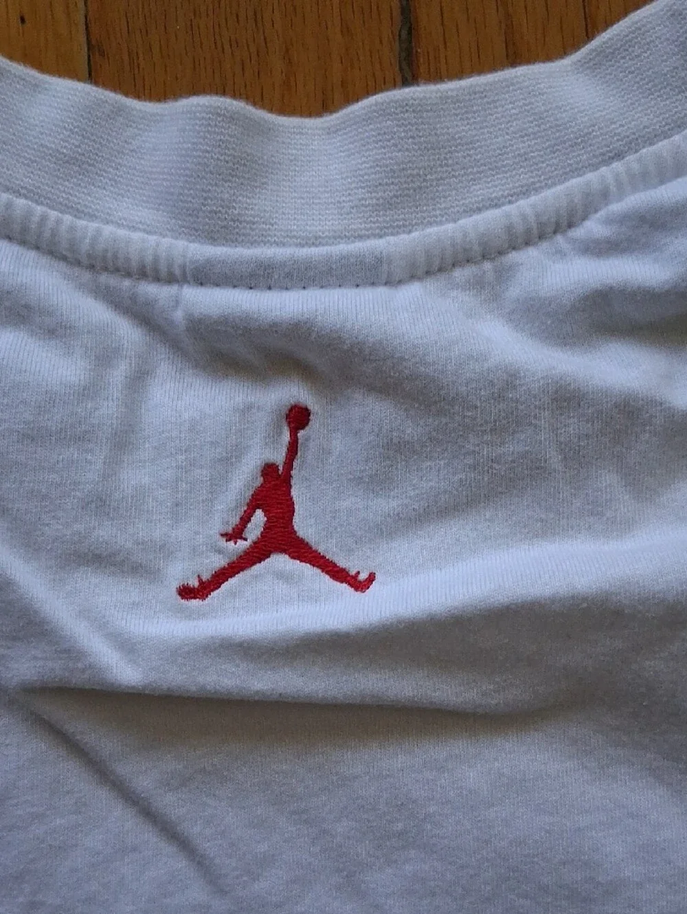 Vintage Jordan Men’s Short-Sleeve Graphic Tee in White, Blue and Gray